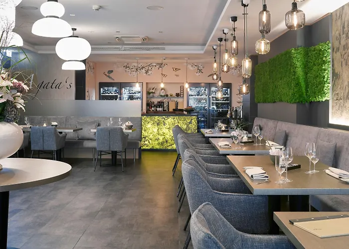 Living 호텔