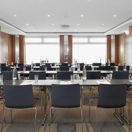 Living Hotel Dusseldorf