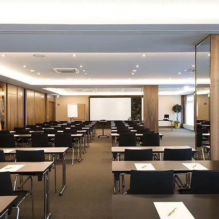 Living Hotel Dusseldorf