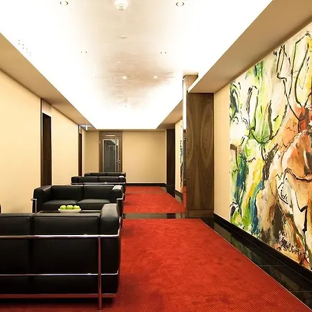 Szálloda Living 4*