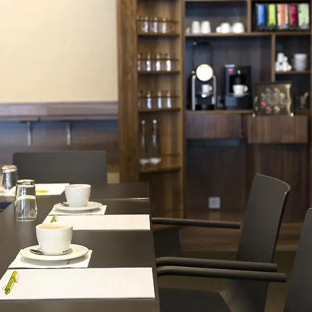 Hotel Living Dusseldorf
