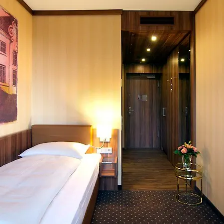 Living 4* Dusseldorf