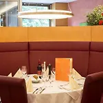 Szálloda Living 4*