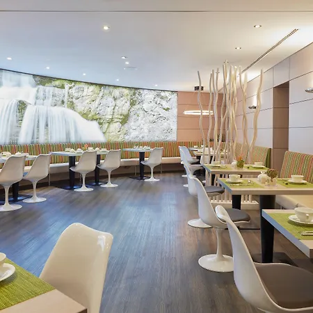 Szálloda Living Düsseldorf