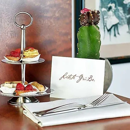 Hotel Living Düsseldorf