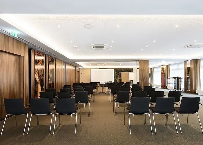 Living Отель Дюссельдорф