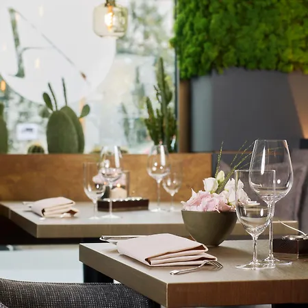 Living Hotel